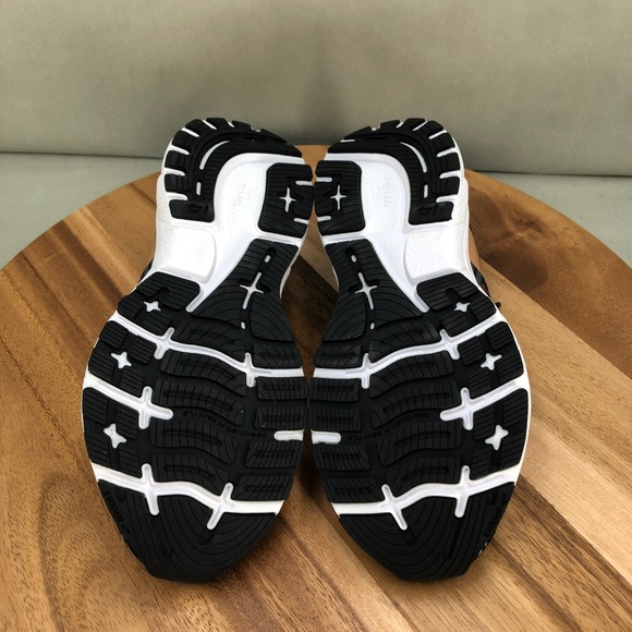 Brooks X Deschutes Brewery Ghost 14 Running Shoes Size 6 Womens Beer Mug Pattern - Picture 7 of 8